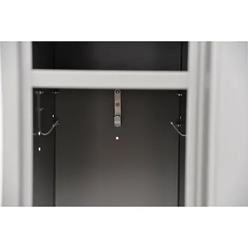 Lockers - FN464
