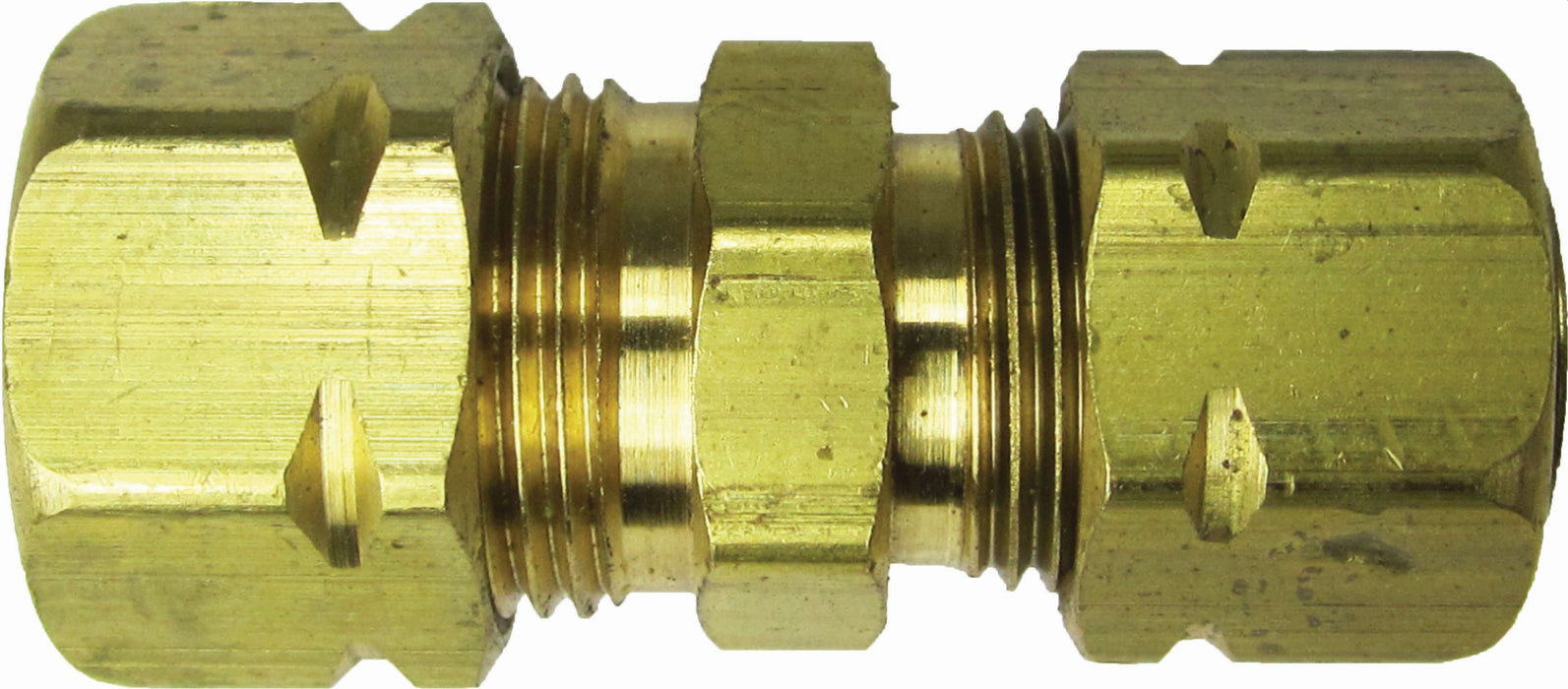 FMSI 2841 3/8" to 5/16 (8mm) Reducing Compression Union