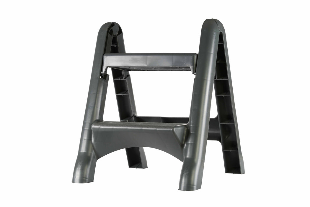 Globe 5251 FOLDING STEP STOOL - 2