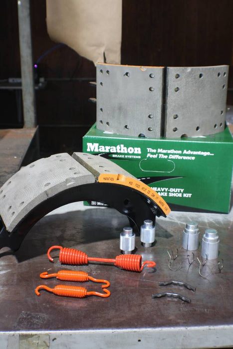 Marathon Brakes (245) NKFS234515Q 4515Q FS23 New Premium Lined Brake Shoe Kit (2 Lined Shoes with Hardware) for 16-1/2" x 7" Meritor Q Design, GAWR - 23,000 lbs.