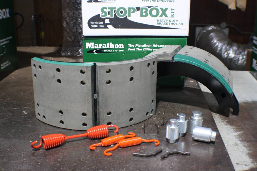 Marathon Brakes NKGL234707QP 4707 GL23 New Standard Lined Brake Shoe Kit (2 Lined Shoes with Hardware) for 16-1/2" x 7" Meritor "Q" Plus, GAWR - 23,000 lbs.