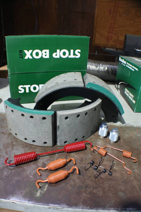 Marathon Brakes NKGL234719E2 4719 GL23 New Standard Lined Brake Shoe Kit (2 Lined Shoes with Hardware) for 16-1/2" x 5" Eaton ESII