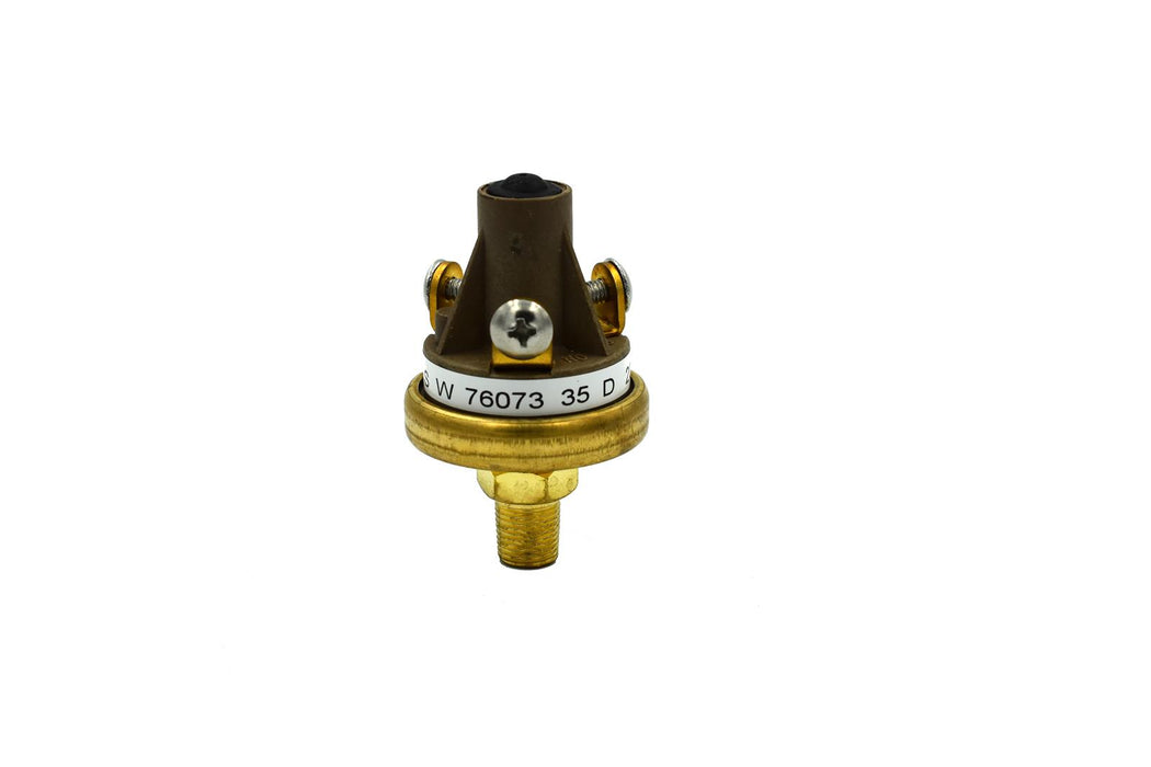 Stewart Warner SW76073 Stewart Warner 5000 Series Pressure Switches SW76073