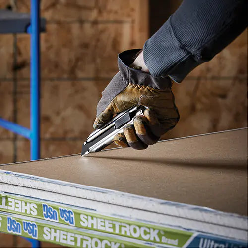 Knife with Auto-Lock - 1135530