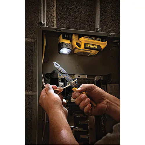 Max* Hand-Held Work Light - DCL044