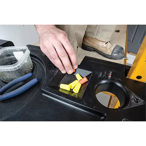 Tool Shelf for Scaffolding - I-CISTR