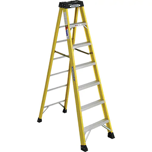 Step Ladder - 6107CA