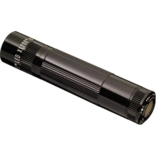 XL200™ Flashlights - XL200-S3016